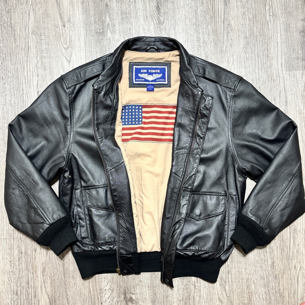 Air Force Men's Size M Vintage Black Authentic Leather Aviator Bomber Jacket